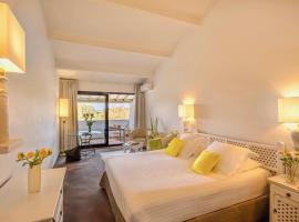 Mangio Fango Hotel et Spa, hotel v Saintes-Maries-de-la-Mer