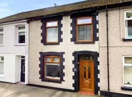 Very Special Home In Rhondda Valley Herbert House By StayStaycations