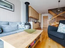 Modern Seahouse in Svolvær with stunning views!