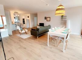 Chambre Terracotta - 1CH - Balcon & Parking - dans appartement de 111m2, hotel v destinaci Pau