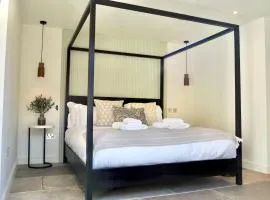 Wilding Hotel