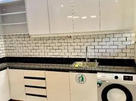 Tastefully furnished one bedroom with pool utako