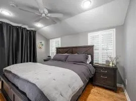 Charming 3BR Home Near DT with King Bed and Fire Pit