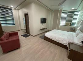Aman Paradise Hotel & Banquets, hotel poblíž Letiště Kanpur - KNU, Kánpur