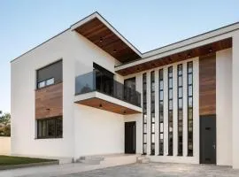 Villa Luxor