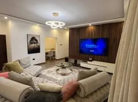 Minimalist 3 Bedroom Apartment