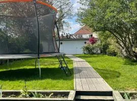 Great space with garden and parking
