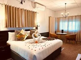Maun Lodge