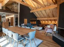 Central, Luxury, Chalet-Style Penthouse Apartment