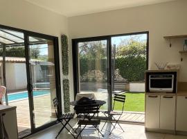 Fermer, hôtel à Malemort-du-Comtat