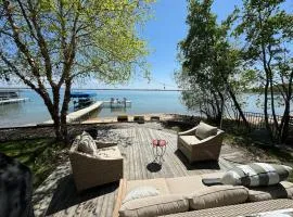 Lakefront Bliss on Old Mission Peninsula