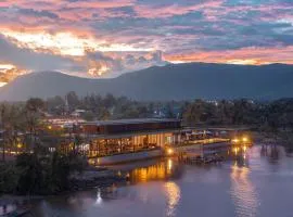 Amber Kampot