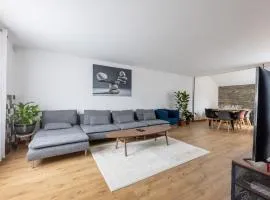 Beautiful house near Disney for 12 people