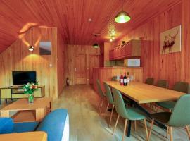 Strandi Apartmanok- Boglárka, hotel i Balatonmáriafürdő