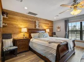 Cozy Hideaway in Denison Tx