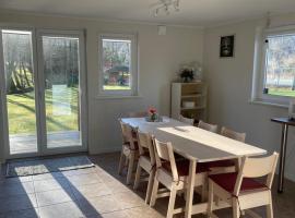 Country Lodge Lärkboet, cabin in Laholm