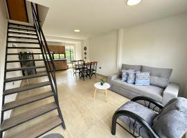 Almendros 2 - Cómodo apartamento con aire acondicionado，位于亚美尼亚的酒店