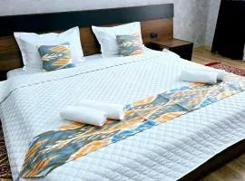 Golden house deluxe 2