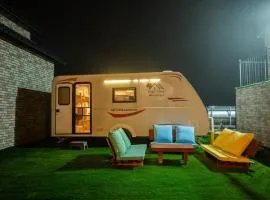 Royal cloud caravaan