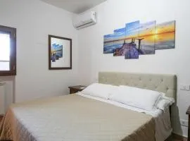 Central Beachfront - Sea & Food near Airport