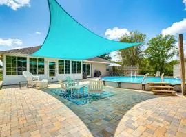 Walk to Boat Ramp Dunnellon Home with Private Yard!