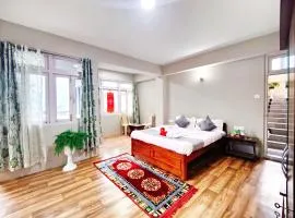 Jo'stel ThinOng's HomeStay - Near MG Marg