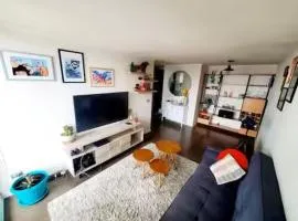 Depto full cercano a metro, Parking, Piscina, Check in 24-7