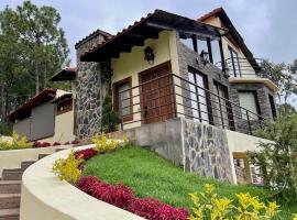 Caba&ntilde;a de lujo en el Bosque, chal&eacute; em Mazamitla