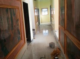 Golden Palace guest inn, hotel v destinaci Zabin Zaria
