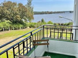 El pisito de los Lagos, Hotel in Guillena