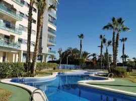 ESTUDIO en PRIMERA LINEA PLAYA