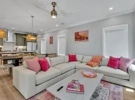 Resonant - 2 Townhomes - 2 Private Rooftop Decks