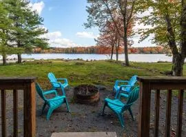 Boardwalk Chalet Lakefront Fire Pit Pet Frie