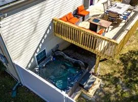 Hot Tub Game Room Fenced Yard Dog Friendly