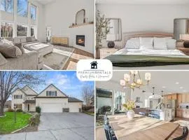 Spacious 5-Bedroom Retreat with Pool Access