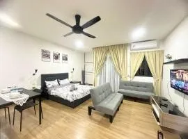 Simfoni - Big Balcony, Self Check In, Free Netflix, 200mbps Wifi, Parking at level 1
