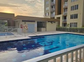 Apartamento NIZA con aire acondicionado cerca al CC Mayales Plaza