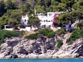 Agistri Club Hotel