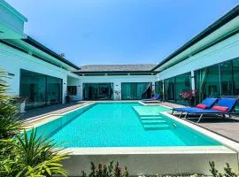 Exclusive Tropical Living! Elegant 4BR Villa Destiny with Salt Pool