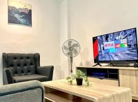 2BR Lively City View Family Suite#Airport