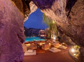 Zhangjiajie Qishi Li Cave Homestay, hotel v destinaci Hanqiyu