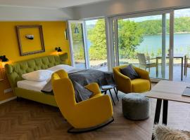 #7 Ommi Kese Soling See-Suite Sauna und Terrasse, hotel v destinaci Olpe