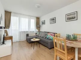 Cosy Apartment Pomorska with playground in the courtyard by Noclegi Renters