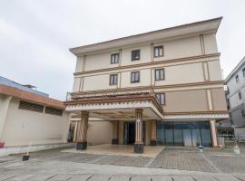 Hotel O Cibubur Near Cibubur Junction Formerly Comfort Residence, hotel di Jakarta
