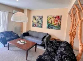 3 Bedrooms Maisonette
