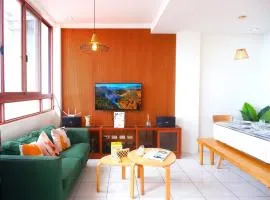 Spacious Taal View 2BR for 8 Pax in Tagaytay with Free Parking