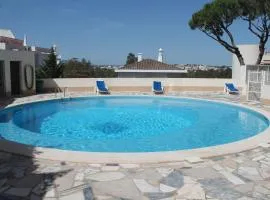 Charming apartment in Portimão – 45 m² with a shared pool