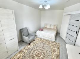 Апартаменты в ЖК Dastan, hotel in Aktobe