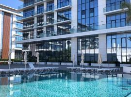 Sea Breeze Apartment by Zein, Hotel in Baku