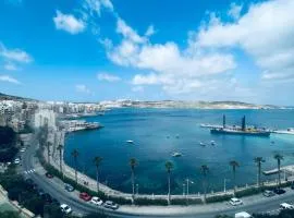 Two Bedroom Seaview Apartment - St Pauls Bay
